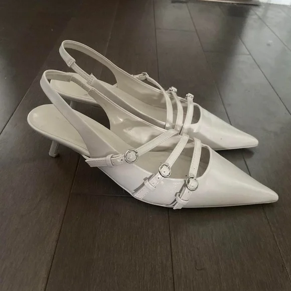 Oak + Fort pointed toe white mules - Picture 4 of 5